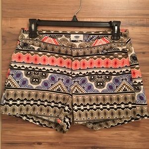 Patterned summer shorts. Size 0. True to size